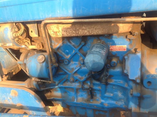 ขายรถไถ FORD. 6610. เสื้อลาย  สภาพสวย พร้อมใช้งาน