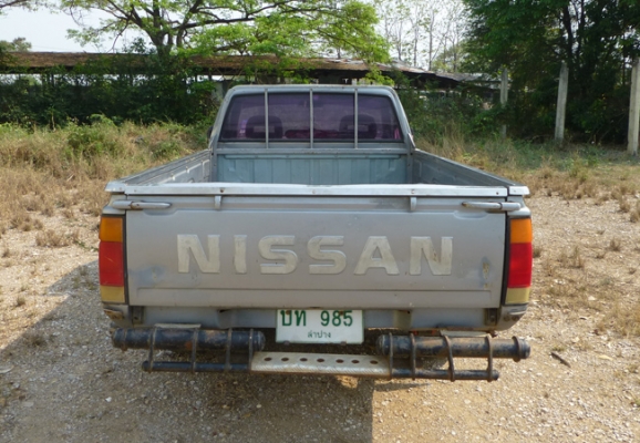 nissan big-m เบนซิน nissan big-m เบนซิน