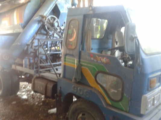 ขายรถนวดข้าว