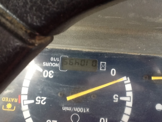 ยันร์ม่า EF 352 T 4 WD 2 เพลา ใบมีดดันหน้า TT เฟริทลำนารายณ์ ทำงาน 1049 ชั่วโมง