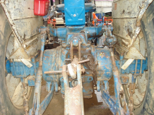 รถฟอร์ด6610 2เพลา ใบมีดดันหน้าและผาน Cmt