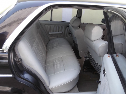 ลดราคา!!!!ขาย BENZ 230E W123