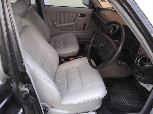 ลดราคา!!!!ขาย BENZ 230E W123