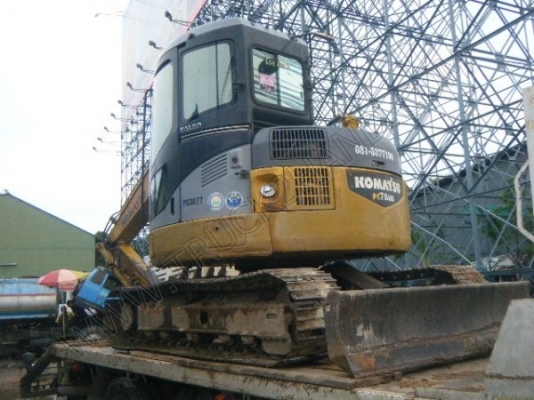 รถแบคโฮ ยี่ห้อ KOMATSU PC78 US