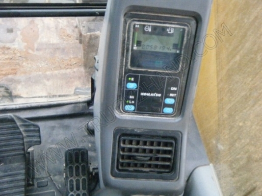 รถแบคโฮ ยี่ห้อ KOMATSU PC78 US