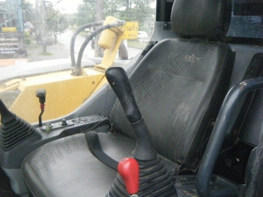 รถแบคโฮ ยี่ห้อ KOMATSU PC78 US