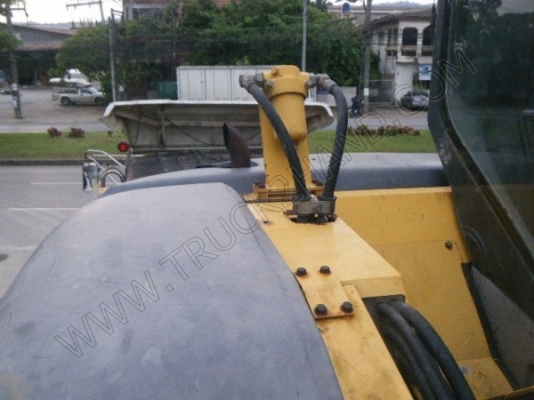 รถแบคโฮ ยี่ห้อ KOMATSU PC78 US