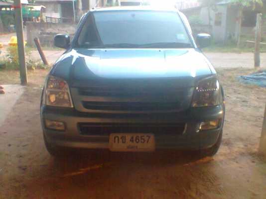 อีซูซุ  2.5 DITERBO  รถห้างแท้พร้อมโอน