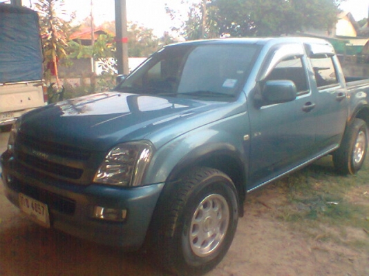 อีซูซุ  2.5 DITERBO  รถห้างแท้พร้อมโอน