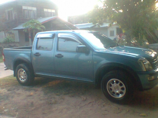 อีซูซุ  2.5 DITERBO  รถห้างแท้พร้อมโอน