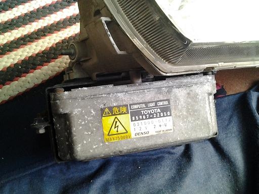 ขายชุดไฟซีนอล TOYOTA แท้