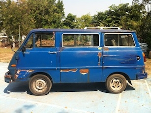 Mazda bongo มาสด้า บองโก้ สามหมื่นห้าพันบาท ครับ (เชียงใหม่)