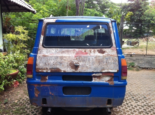 Mazda bongo มาสด้า บองโก้ สามหมื่นห้าพันบาท ครับ (เชียงใหม่)
