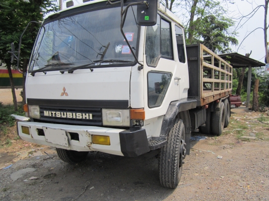 ขายสิบล้อ 2 เพลาพื้นเรียบ FN527M-TD5xxx ตัวหลังสุด ปี44 รถเดิมทั้งคัน