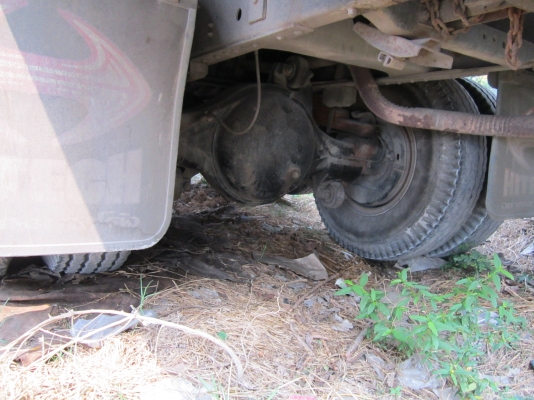 ขายสิบล้อ 2 เพลาพื้นเรียบ FN527M-TD5xxx ตัวหลังสุด ปี44 รถเดิมทั้งคัน