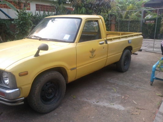 ขายรถกระบะTOYOTA  RN40