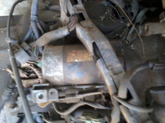 ขายเครื่องรถเก๋ง V-TEC เครื่องหัวฉีดครับ