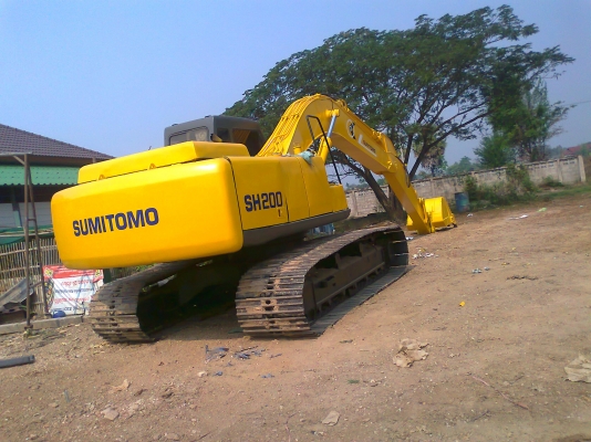 ขายด่วน..รถแบคโฮ ซูมิโตโม่ SH200-3 รถสวย เก็บสี บาง ๆ พร้อมใช้ มีทะเบียนครบ ในราคาเบา ๆ ประหยัดน้ำมัน เกินคุ้ม.