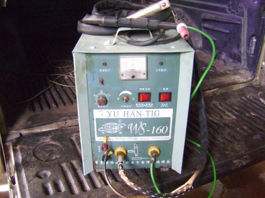 ตู้เชื่อมอาก้อน YU HAN-TIG