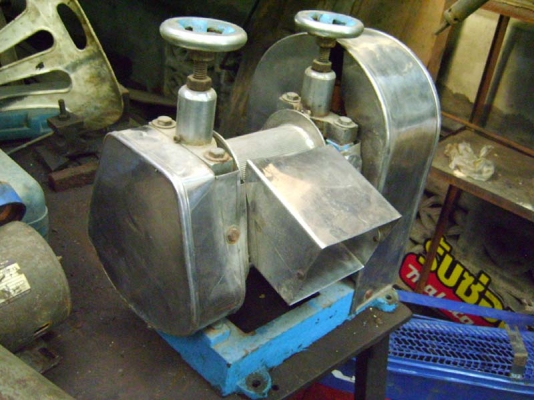 เครื่องคั้นน้ำอ้อย มือสอง