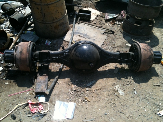 ขายชุดเพลาเฟืองท้ายรถหกล้อของ Isuzu Rocky 175 HP FRR12DA