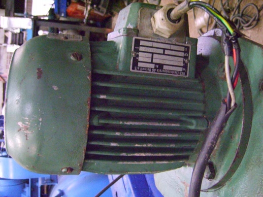 ปั๊มน้ำแบบตั้ง RCB Elektroapparate AG Beiniwil ปั๊มน้ำแบบตั้ง RCB Elektroapparate AG Beiniwil