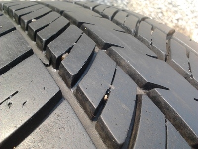 ขายยาง185/65/14 ปี 2111 DEESTONE NAKARA 1 ชุด  ราคา :  2,600.00  บาท