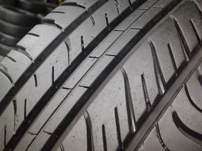 ขายยาง185/65/14 ปี 3509 MICHELIN ENERGY XM1 1 ชุด  ราคา :  2,200.00  บาท