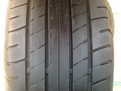 ขายยาง185/55/15 ปี 3509 DUNLOP SP 230 1 ชุด   ราคา :  2,000.00  บาท