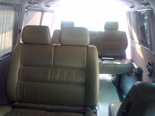 รถตู้ TOYOTA Grand Wagon รถตู้ TOYOTA Grand Wagon