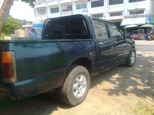ขายอีชูชุ kb 2200 4 ประตู เครื่องดดีขับกลับเลยครับ