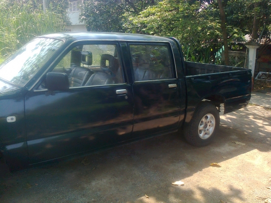 ขายอีชูชุ kb 2200 4 ประตู เครื่องดดีขับกลับเลยครับ