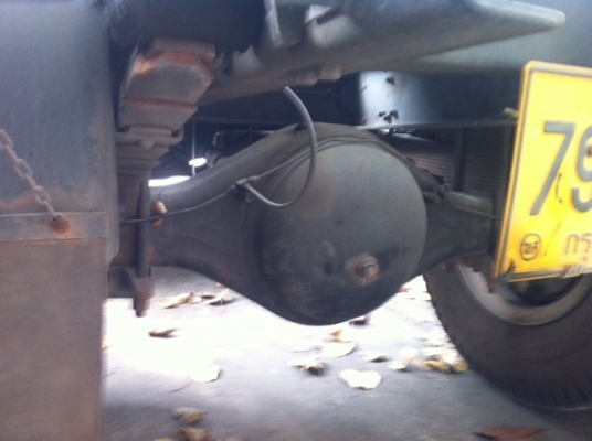 ขายหัวลาก 6 ล้อ Nissan UD 220 แรง ปี 2010(วิ่งน้อย)