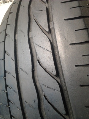 ขายยาง195/65/15 ปี 11 BRIDERTONE TURANZA AR300 1 ชุด   ราคา :  2,800.00  บาท