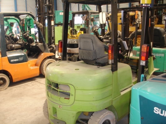 Mitsubishi Forklift 2 ตัน เครื่องดีเซล ปี 2001 Model FD20