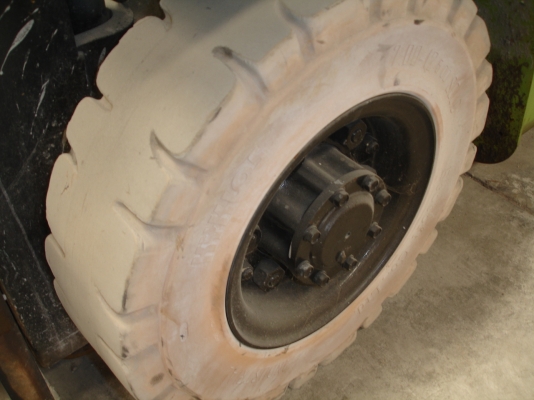 Mitsubishi Forklift 2 ตัน เครื่องดีเซล ปี 2001 Model FD20