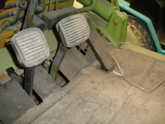 Mitsubishi Forklift 2 ตัน เครื่องดีเซล ปี 2001 Model FD20