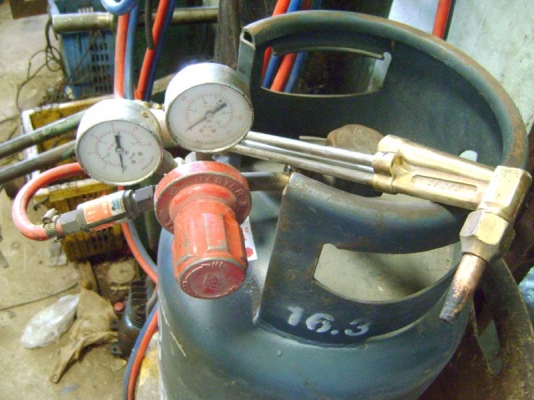 ชุดตัดเหล็ก พร้อมใช้ ชุดตัดเหล็ก พร้อมใช้