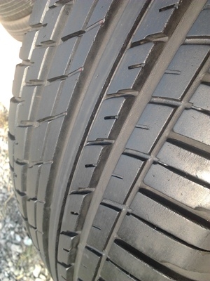 ขายยาง215/60/16 ปี 10 BRIDERTONE TURANZA ER370 1 ชุด   ราคา :  2,400.00  บาท