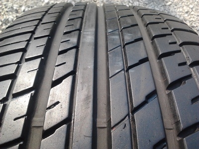 ขายยาง215/60/16 ปี 10 BRIDERTONE TURANZA ER370 1 ชุด   ราคา :  2,400.00  บาท