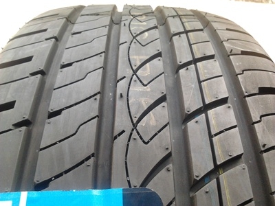 ขายยาง245/40/18 TracMax F106 ยางปี 2012 (ยางใหม่จีน)  ราคา :  3,200.00  บาท