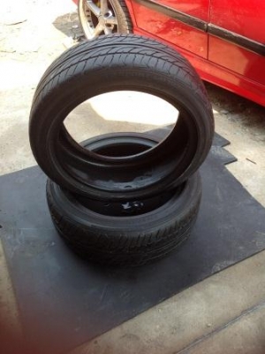 ขายยางถูกๆค่ะ Dunlop 215/45/17 สัปดาที่49 ปี2007 ราคาคู่ละ2500 สนใจสอบถามได้ค่ะ ราคาต่อรองได้ ขายยางถูกๆค่ะ Dunlop 215/45/17 สัปดาที่49 ปี2007 ราคาคู่ละ2500 สนใจสอบถามได้ค่ะ ราคาต่อรองได้