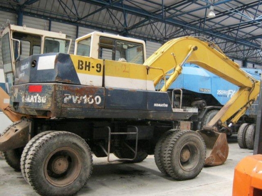 ขายรถขุดล้อยาง Komatsu PW100-3 ปี 2000 สภาพพร้อมใช้งานค่ะ สนใจติดต่อเจี๊ยบได้ค่ะ ที่ 087-3310254 ค่ะ ขายรถขุดล้อยาง Komatsu PW100-3 ปี 2000 สภาพพร้อมใช้งานค่ะ สนใจติดต่อเจี๊ยบได้ค่ะ ที่ 087-3310254 ค่ะ