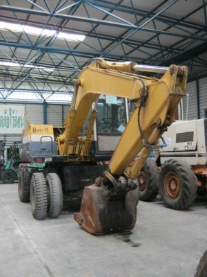 ขายรถขุดล้อยาง Komatsu PW100-3 ปี 2000 สภาพพร้อมใช้งานค่ะ สนใจติดต่อเจี๊ยบได้ค่ะ ที่ 087-3310254 ค่ะ ขายรถขุดล้อยาง Komatsu PW100-3 ปี 2000 สภาพพร้อมใช้งานค่ะ สนใจติดต่อเจี๊ยบได้ค่ะ ที่ 087-3310254 ค่ะ