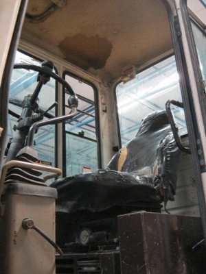 ขายรถขุดล้อยาง Komatsu PW100-3 ปี 2000 สภาพพร้อมใช้งานค่ะ สนใจติดต่อเจี๊ยบได้ค่ะ ที่ 087-3310254 ค่ะ ขายรถขุดล้อยาง Komatsu PW100-3 ปี 2000 สภาพพร้อมใช้งานค่ะ สนใจติดต่อเจี๊ยบได้ค่ะ ที่ 087-3310254 ค่ะ