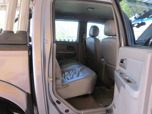 ISUZU Dmax 4 ประตู