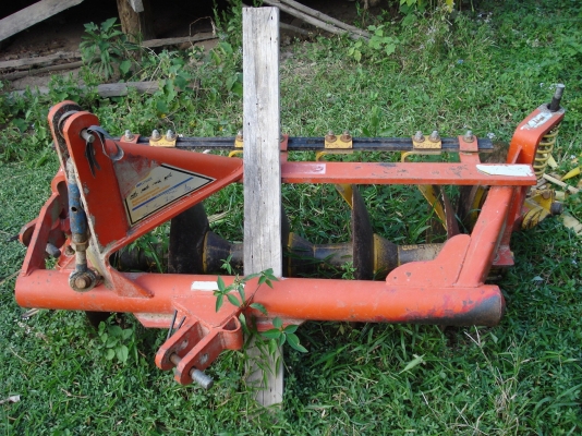 รถไถkubota L2002 2เพลา พร้อมผานและจอบ รถไถkubota L2002 2เพลา พร้อมผานและจอบ