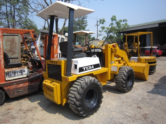 ขาย รถตักล้อยาง TCM รุ่น 810 มือสองญี่ปุ่น