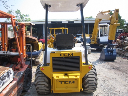 ขาย รถตักล้อยาง TCM รุ่น 810 มือสองญี่ปุ่น