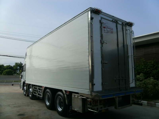 รถบรรทุกตู้เย็น12ล้อ